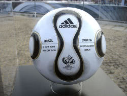 Balón de la Copa Mundial de Alemania 2006: Teamgeist